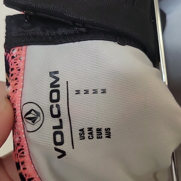 Volcom Swim Top - Picture 4 of 4